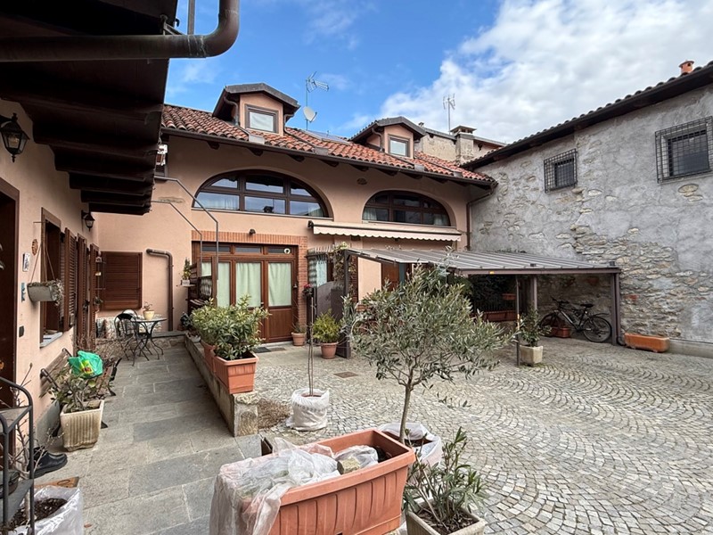 Quadrilocale in Vendita a Frossasco, 159'000€, 100 m²
