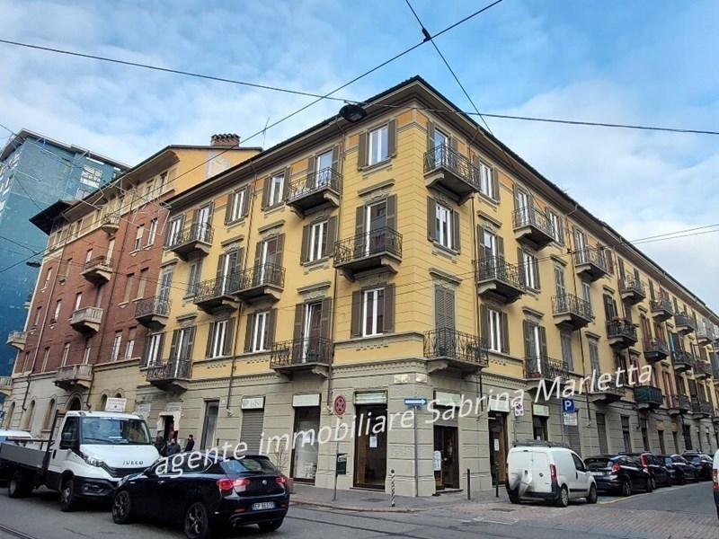 Negozio in Vendita a Torino, zona Campidoglio, 190'000€, 190 m²