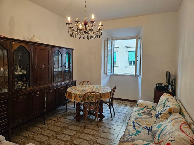 Appartamento in Vendita a Livorno, 114'000€, 75 m²