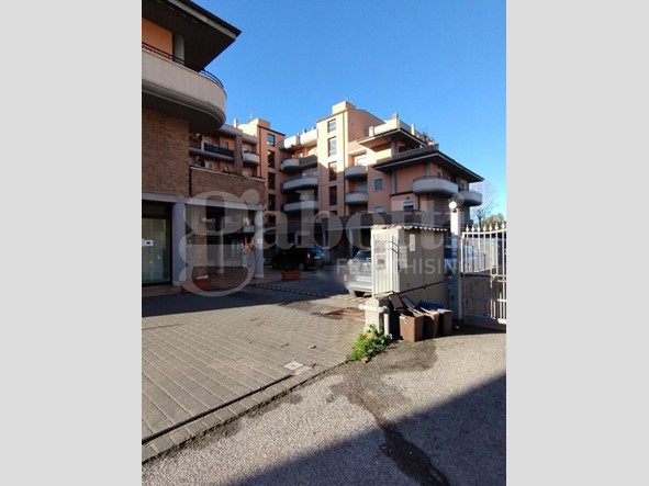 Box in Affitto a Aprilia, 19 m²