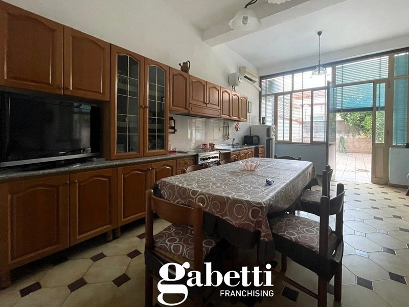 Casa Indipendente in Vendita a Pignataro Maggiore, 123'000€, 170 m²