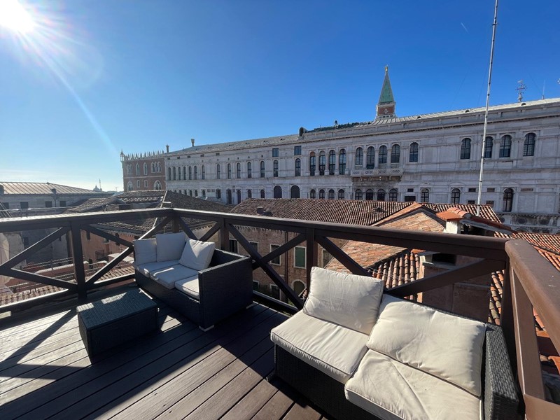 Appartamento in Vendita a Venezia, 1'050'000€, 110 m²