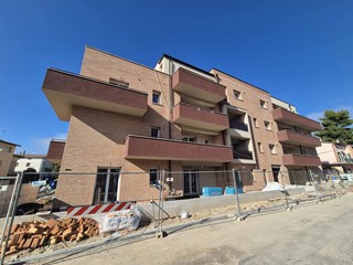 Trilocale in Vendita a Bastia Umbra, 240'000€, 75 m², arredato