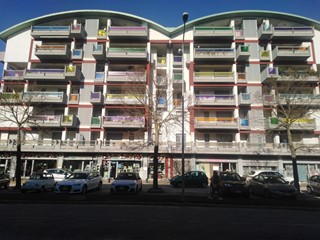 Negozio in Affitto a Civita Castellana, 2'000€, 250 m²