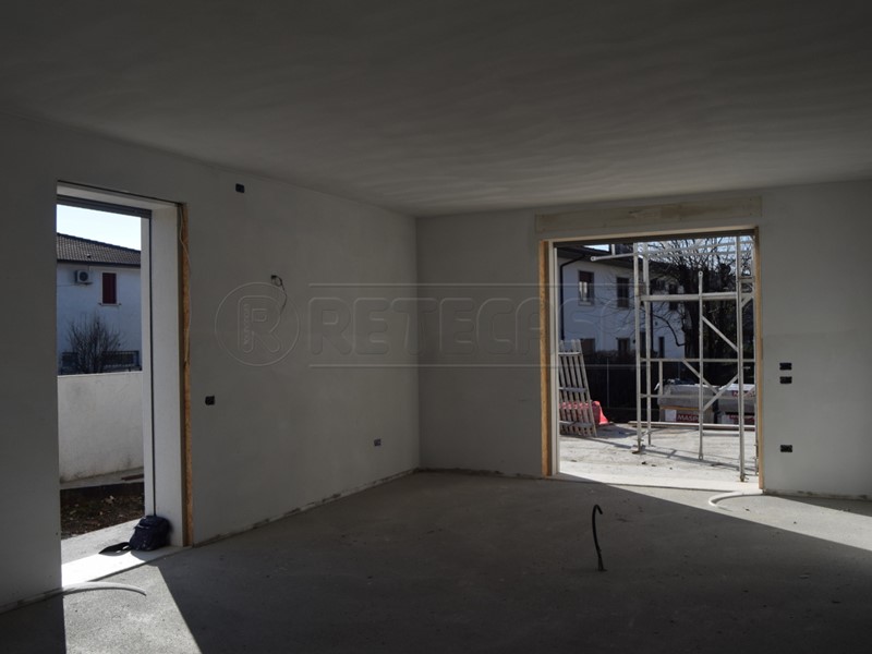 Appartamento in Vendita a Thiene, 370'000€, 179 m², con Box