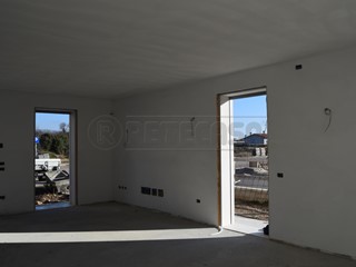 Appartamento in Vendita a Thiene, 370'000€, 179 m², con Box