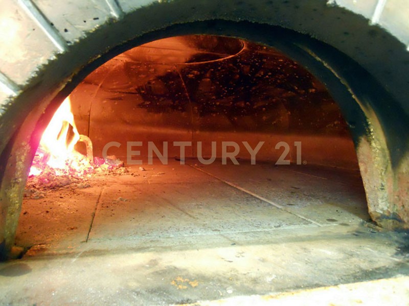 Attività commerciale in Vendita a Porcari, 65'000€, 150 m², arredato