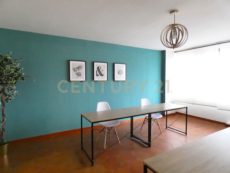 Ufficio in Vendita a Lucca, 115'000€, 125 m², arredato