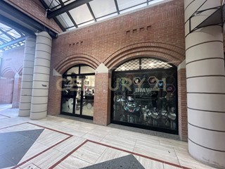 Immobile commerciale in Vendita a Castiglione della Pescaia, 129'175€, 52 m², arredato