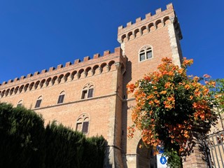 Trilocale in Vendita a Bibbona, 350'000€, 86 m², arredato