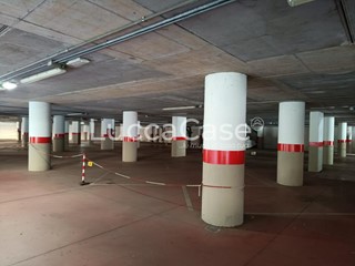 Box in Affitto a Lucca, zona San Concordio Contrada, 150€, 12 m²