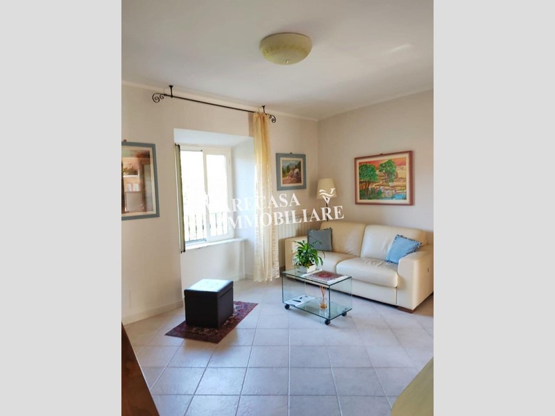 Quadrilocale in Vendita a Massa, zona Castagnetola, 225'000€, 75 m², arredato