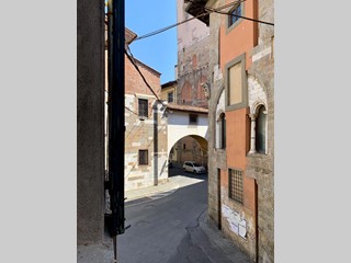 Appartamento in Vendita a Pisa, 300'000€, 130 m², arredato