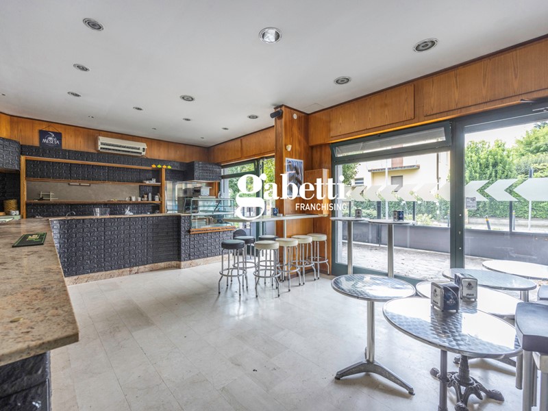 Negozio in Vendita a Castel Maggiore, 98'000€, 55 m²