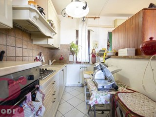 Villa bifamiliare in Vendita a Monte Castello di Vibio, 74'000€, 105 m²