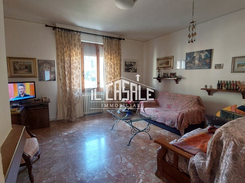 Quadrilocale in Vendita a Dicomano, 90 m², con Box