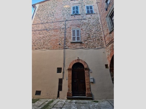 Quadrilocale in Vendita a Passignano sul Trasimeno, 110'000€, 120 m², arredato
