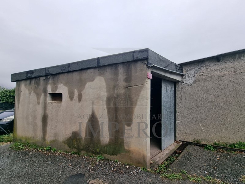 Box in Vendita a Ventimiglia, zona Seglia, 18'000€, 15 m², con Box