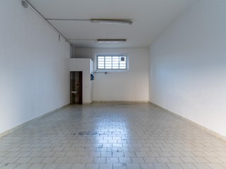 Magazzino in Affitto a Empoli, 600&euro;, 55 m²