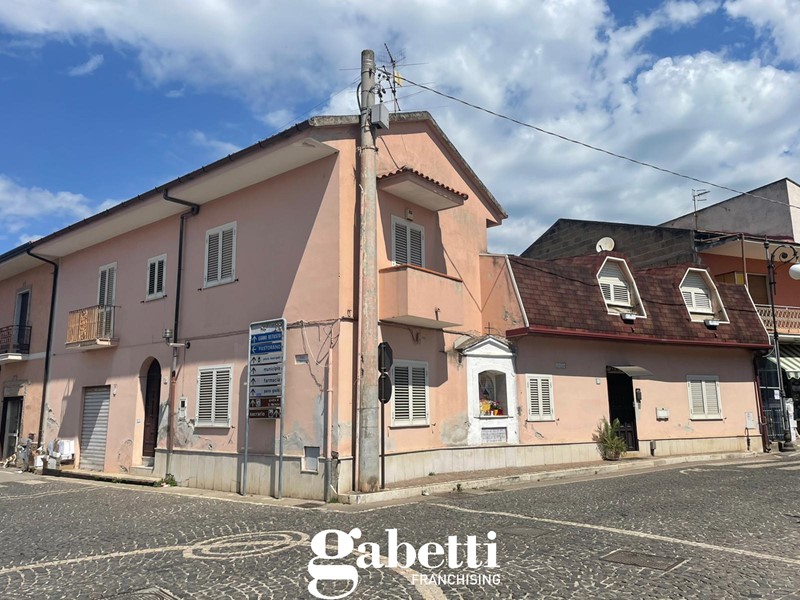 Casa Indipendente in Vendita a Camigliano, 108'000€, 160 m²