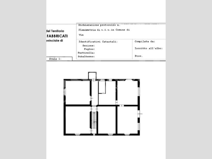 Quadrilocale in Vendita a Colleferro, 99'000€, 130 m²
