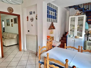 Appartamento in Vendita a Torre Annunziata, 290'000€, 125 m²