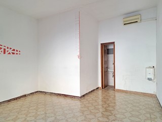 Negozio in Vendita a Sanluri, 30'000€, 45 m²