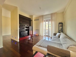 Trilocale in Vendita a Sarzana, 180'000€, 70 m²