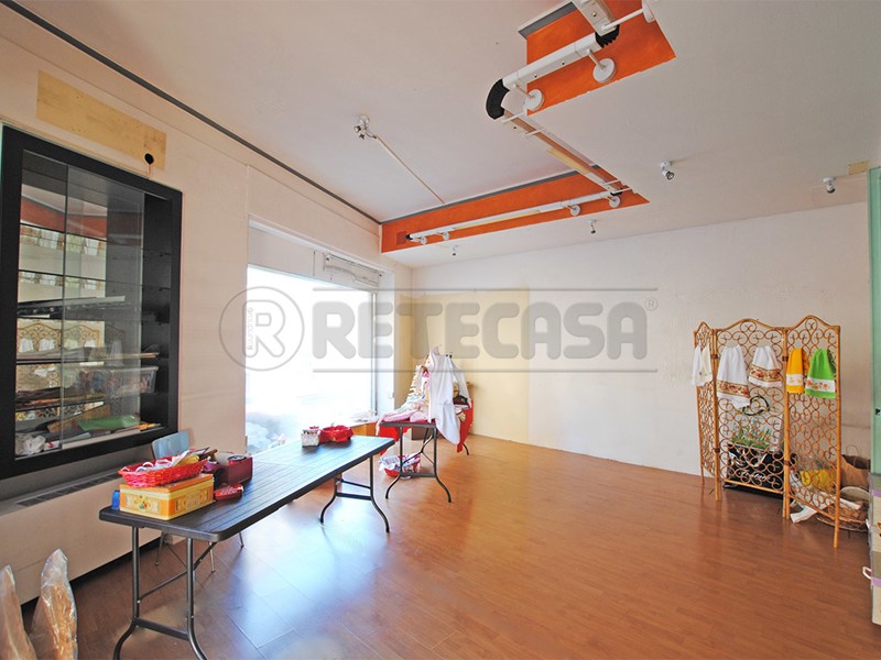 Immobile commerciale in Vendita a Cornedo Vicentino, 35'000€, 79 m²