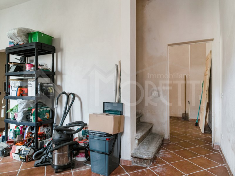 Casa Indipendente in Vendita a Collesalvetti, 220'000&euro;, 187 m²