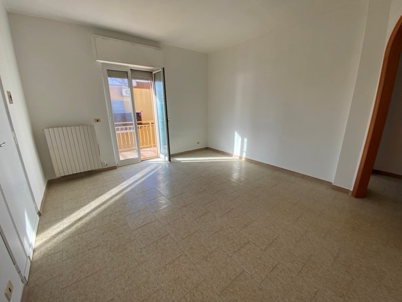 Trilocale in Vendita a Casamassima, 65'000€, 85 m²