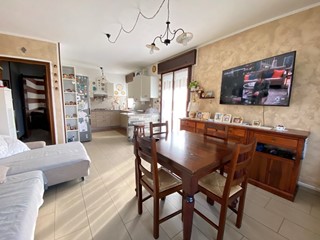 Quadrilocale in Vendita a Porto Viro, 80'000€, 90 m²