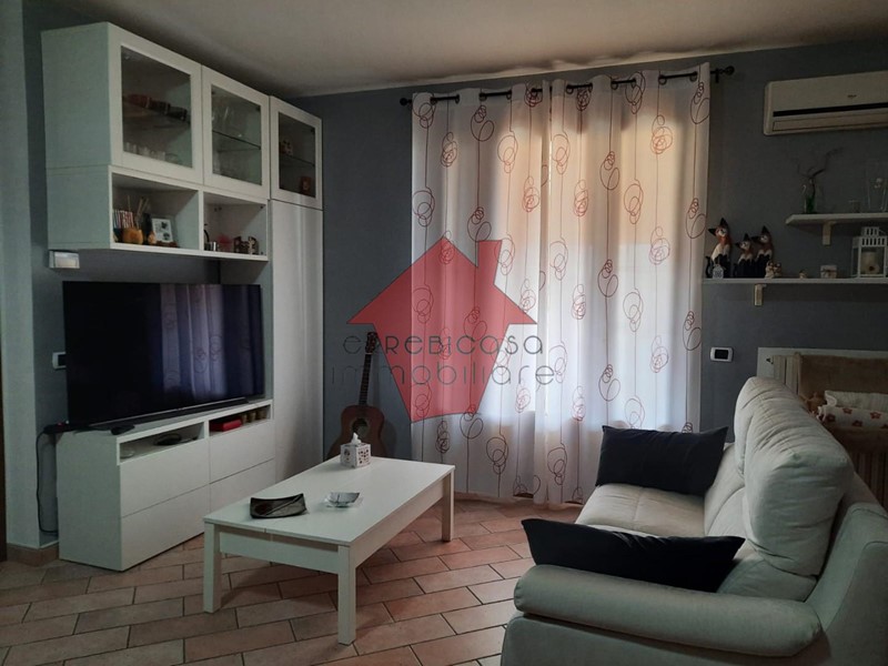 Trilocale in Vendita a Vinci, 170'000€, 70 m², arredato, con Box