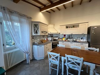 Quadrilocale in Vendita a Luni, zona Nicola, 240'000€, 90 m²