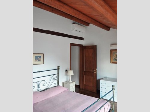 Villetta a schiera in Affitto a Forlì, zona san tomè, 1'000€, 90 m², arredato