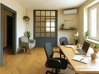 Ufficio in Vendita a Carate Brianza, 135'000€, 85 m²