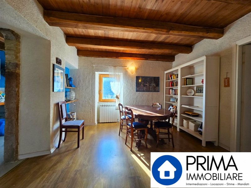 Casa Indipendente in Vendita a Terni, 140'000€, 178 m²