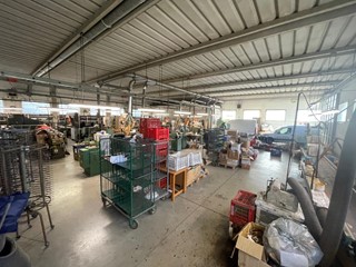 Capannone in Vendita a San Miniato, 375'000€, 500 m²