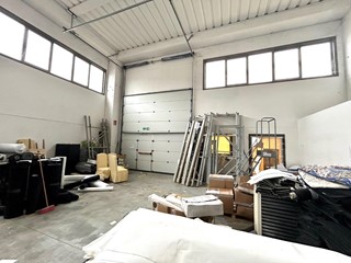 Capannone in Affitto a Ponsacco, zona Le Melorie, 2'500€, 500 m²