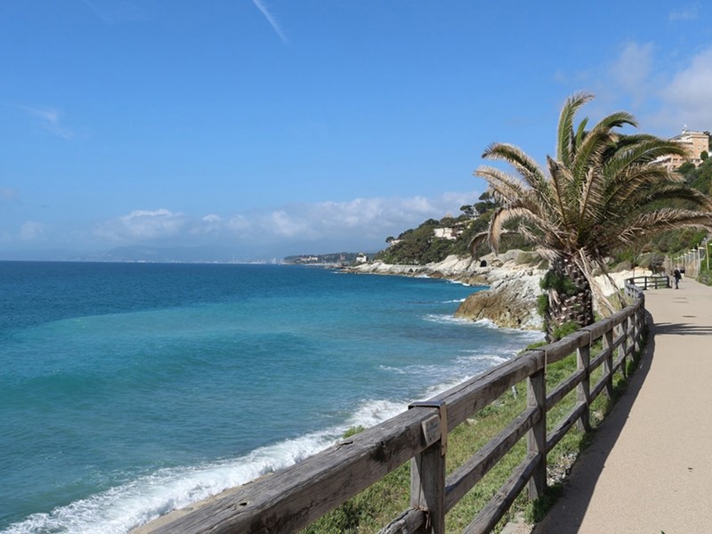 Trilocale in Affitto a Varazze, 900€, 70 m², arredato