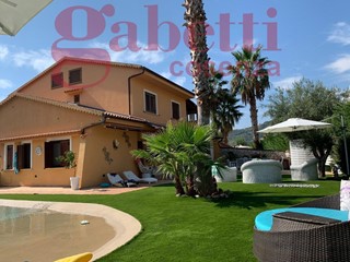 Quadrilocale in Vendita a Fuscaldo, 195'000€, 87 m², arredato