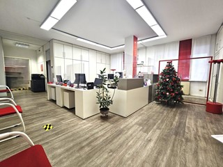 Appartamento in Vendita a Sarzana, 200'000€, 130 m²