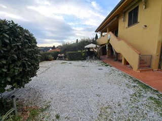 Casa Indipendente in Vendita a Massarosa, 500'000€, 