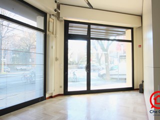 Ufficio in Vendita a Cesena, zona Centrale, 160'000€, 97 m²