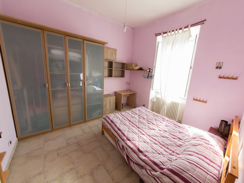 Quadrilocale in Vendita a Roma, 240'000€, 75 m²