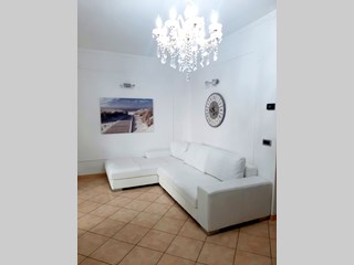 Villa bifamiliare in Vendita a Stazzano, zona Serravalle Scrivia - Novi Ligure, 255'000€, 140 m²