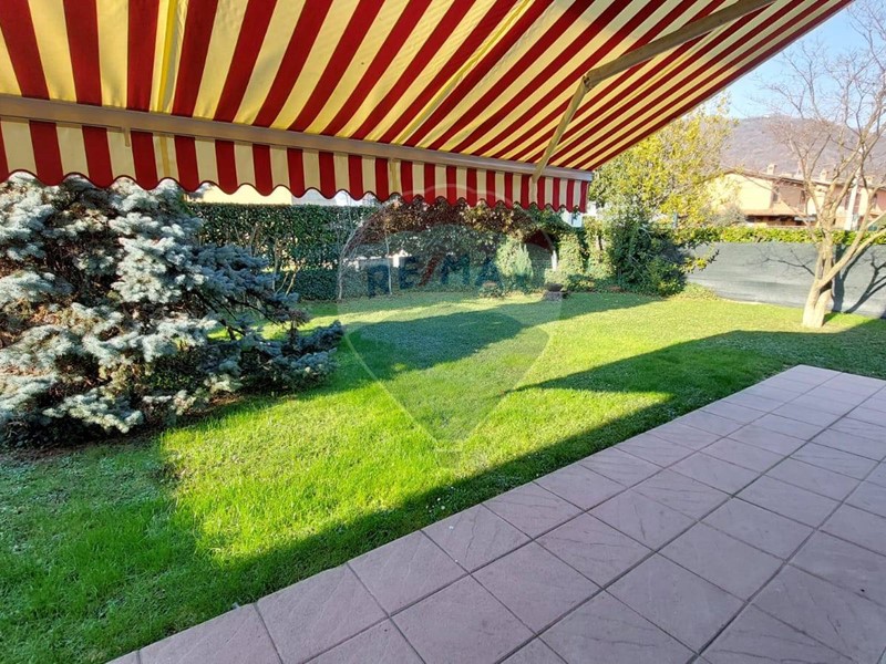 Casa Semi Indipendente in Vendita a San Paolo d'Argon, 250'000€, 150 m²