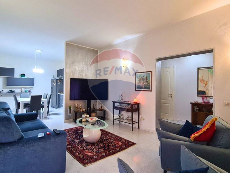 Quadrilocale in Vendita a Empoli, zona Centro, 175'000€, 95 m²