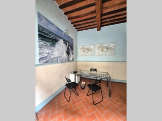 Ufficio in Affitto a Santa Croce sull'Arno, 366€, 20 m²