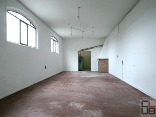 Capannone in Affitto a Empoli, 1'300&euro;, 185 m²